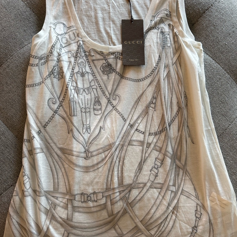 Gucci Women's White Graphic Tank Top with tags - size L